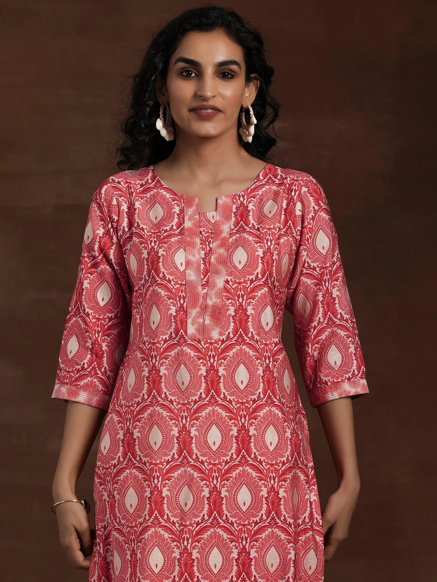 BHAYLI'S SILKEN PEACH PRINTED KURTA SET