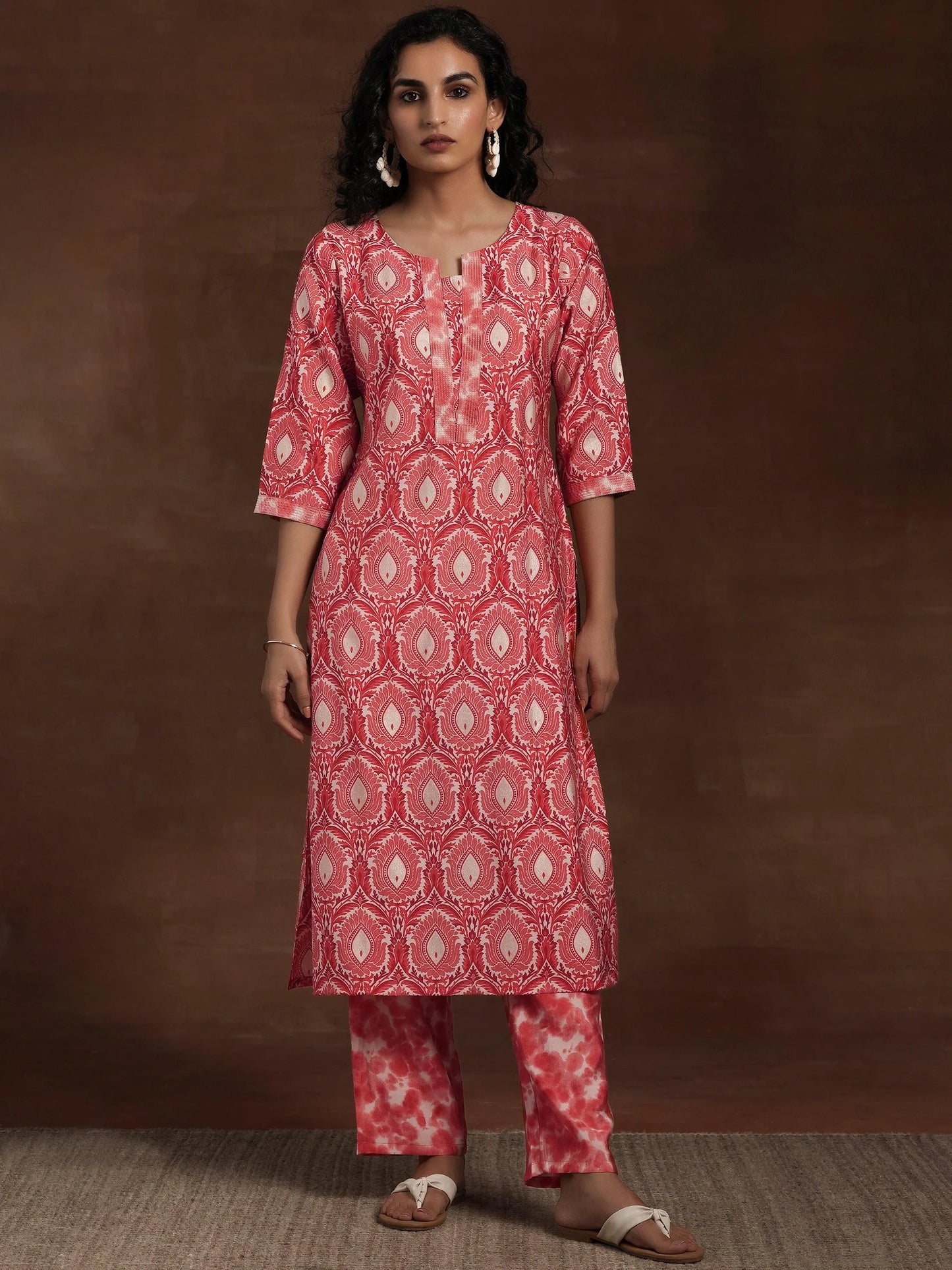 BHAYLI'S SILKEN PEACH PRINTED KURTA SET