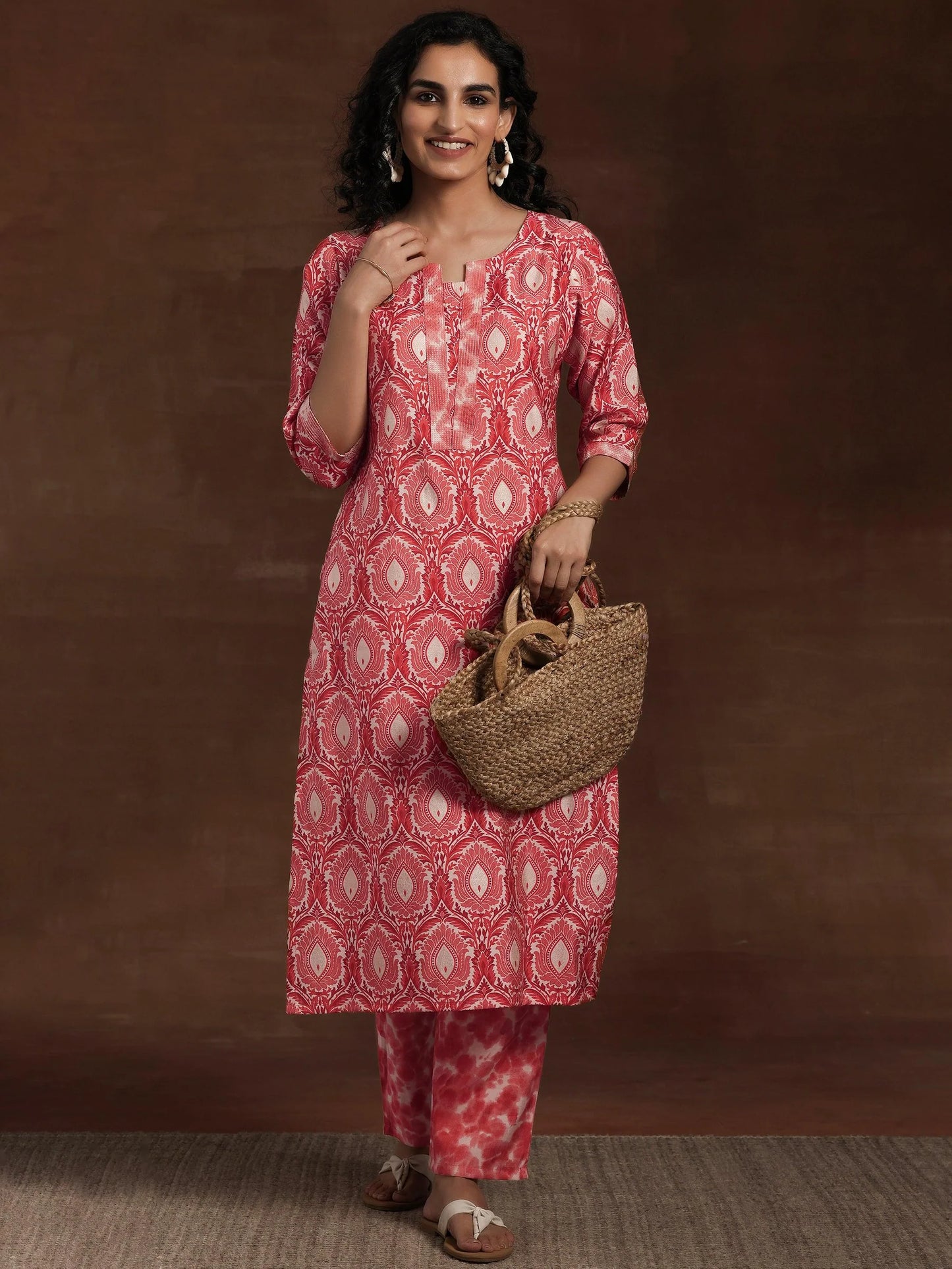 BHAYLI'S SILKEN PEACH PRINTED KURTA SET